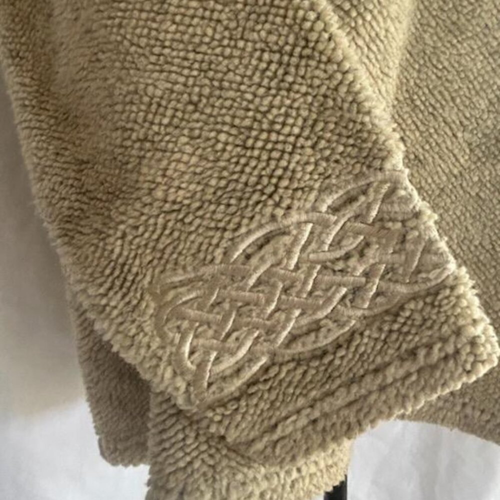 Amundsen Sweater - Picture 2 of 5